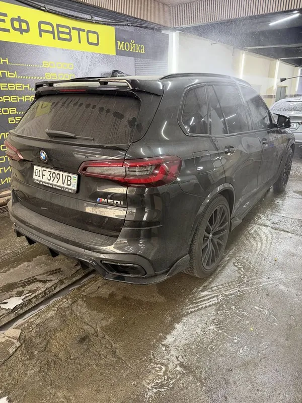 Продам своего черныша Bmw x5 M50. Full Option — фото 1