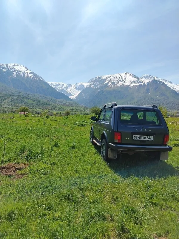 Niva srochna sotiladi! Yaxshi holatda — фото 1