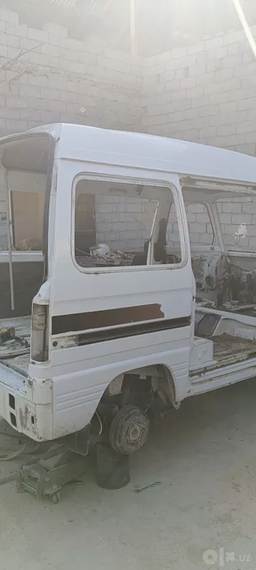 Damas orqa krilo 2 Damas orqa krilo 2