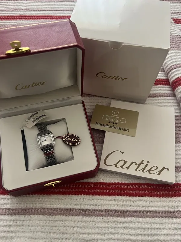 Новые Женские часы Cartier 1 Новые Женские часы Cartier 1