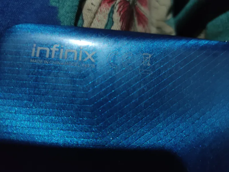 продам телефон infinix smart 6 4