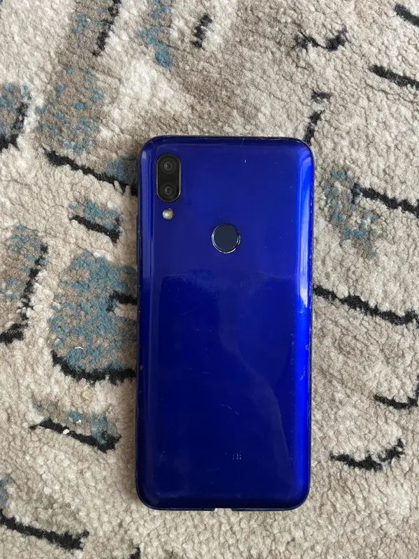 Redmi 7 sotiladi srochni 2 Redmi 7 sotiladi srochni 2