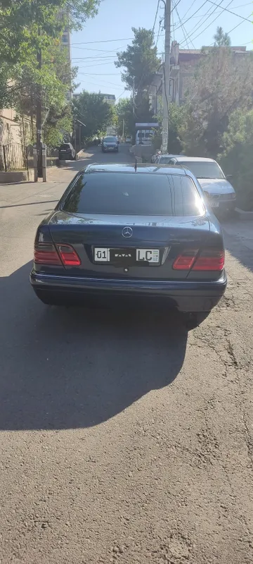 Mercedes W210 E230 5 Mercedes W210 E230 5