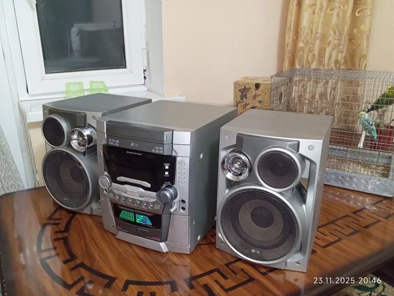 Музыкальный Центр LG. 5