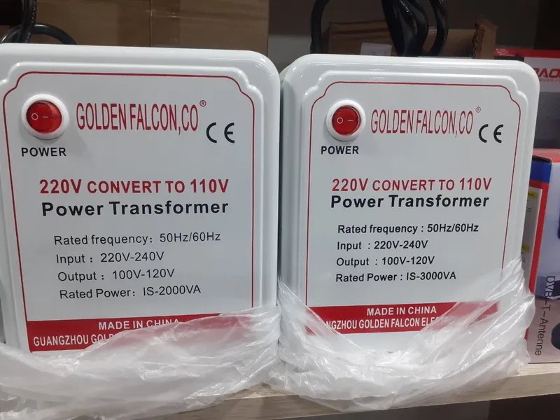 Stabilizator 220v->110v Stabilizator 220v->110v