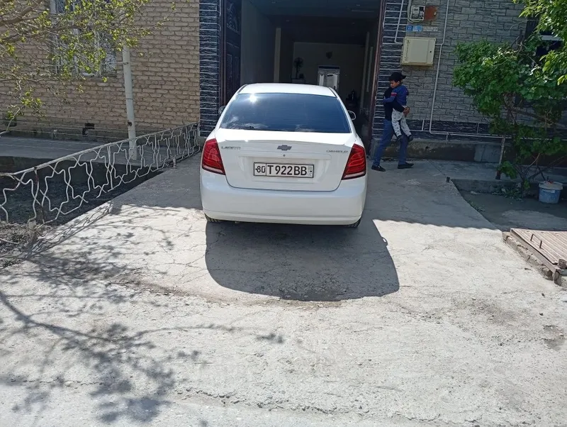 chevrolet lasetti 3