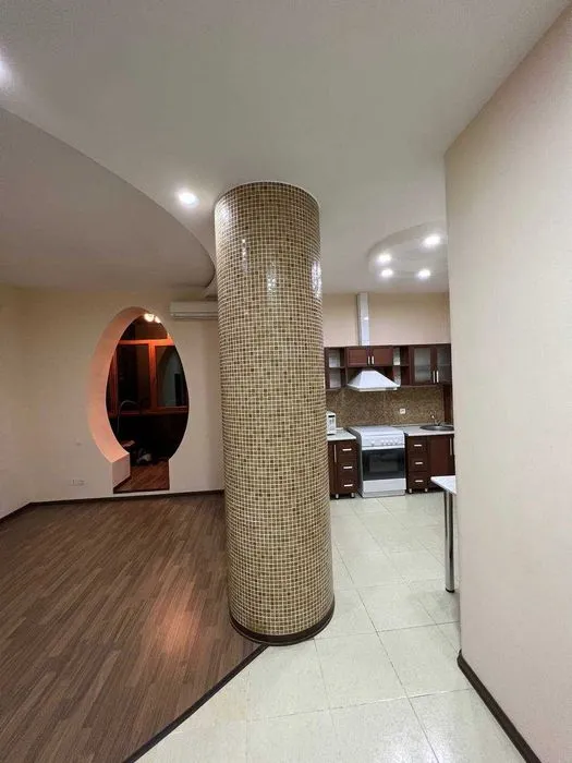 2-комнатная квартира, 64 м², 4/5 этаж (вторичка), Шайхантахур, Ибн-Сино 1