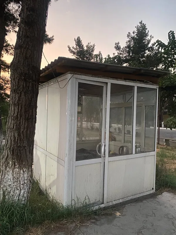 Продаётся будка, для обращения 2 Продаётся будка, для обращения 2