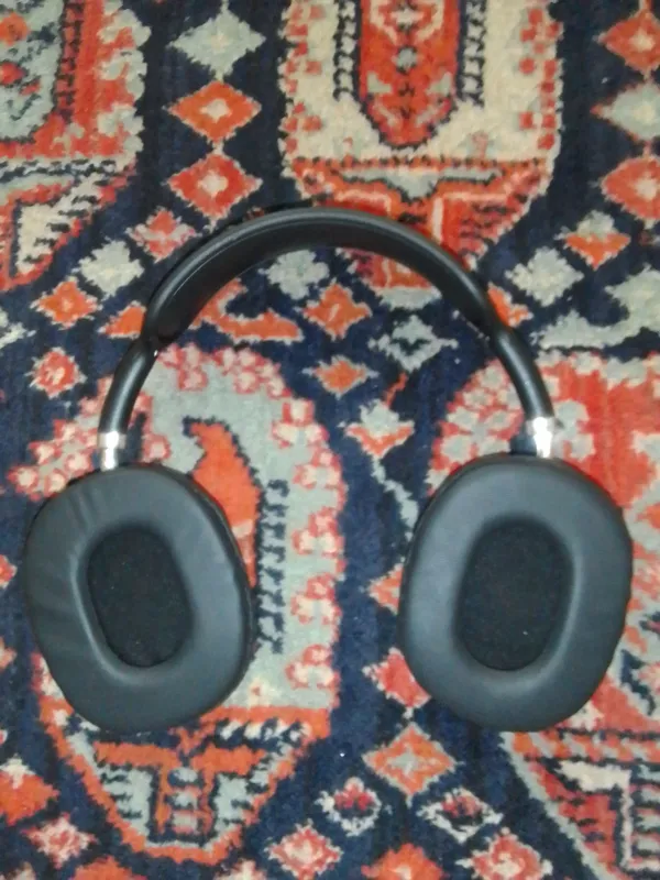 yangi ishlatil magan quloqchin