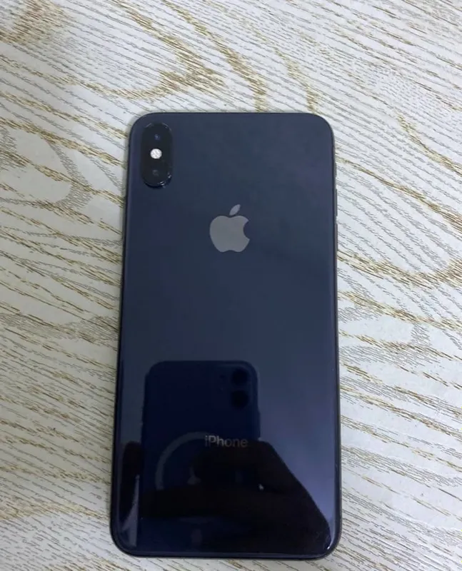 iPhone XS Max 3 iPhone XS Max 3