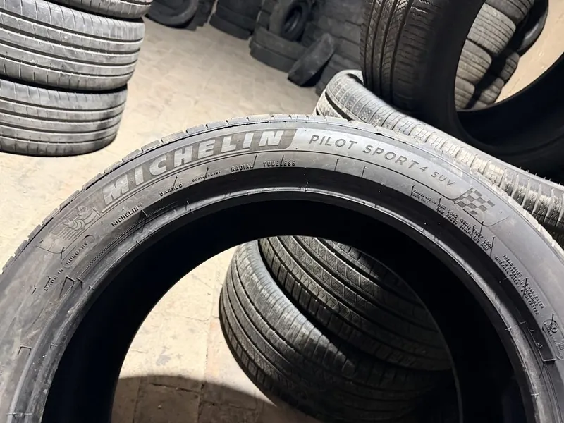 MICHELIN PILOT SPORT 4 orginal 275/45/21 — фото 4