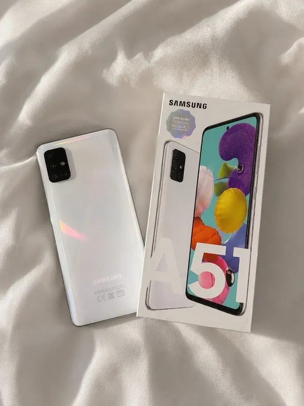 Samsung Galaxy A51 128 GB — белый 1 Samsung Galaxy A51 128 GB — белый 1