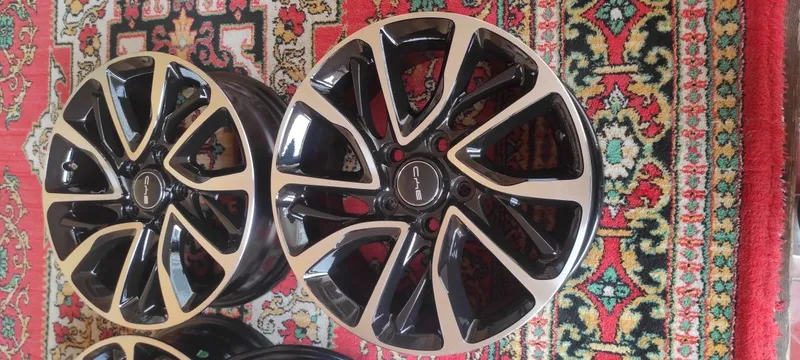 Byd Saka Diska sotiladi
