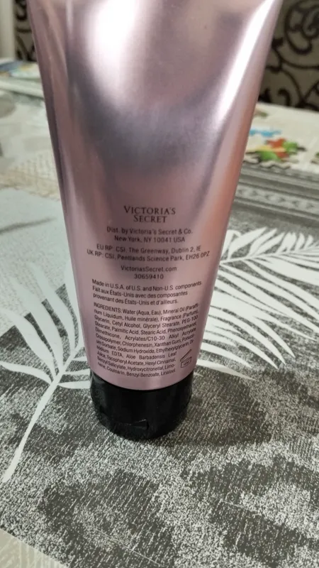 Victoria's Secret tease Lation 2 Victoria's Secret tease Lation 2