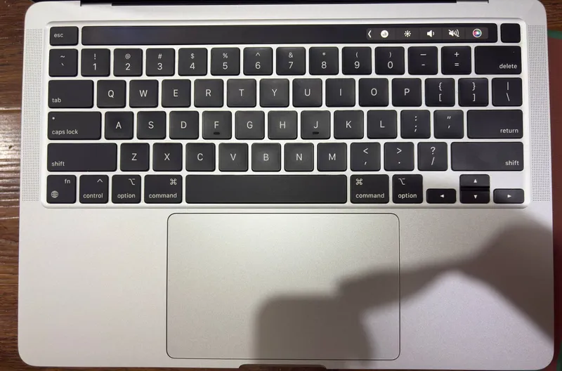 MacBook Pro M2 13.3 512gb ideal MacBook Pro M2 13.3 512gb ideal