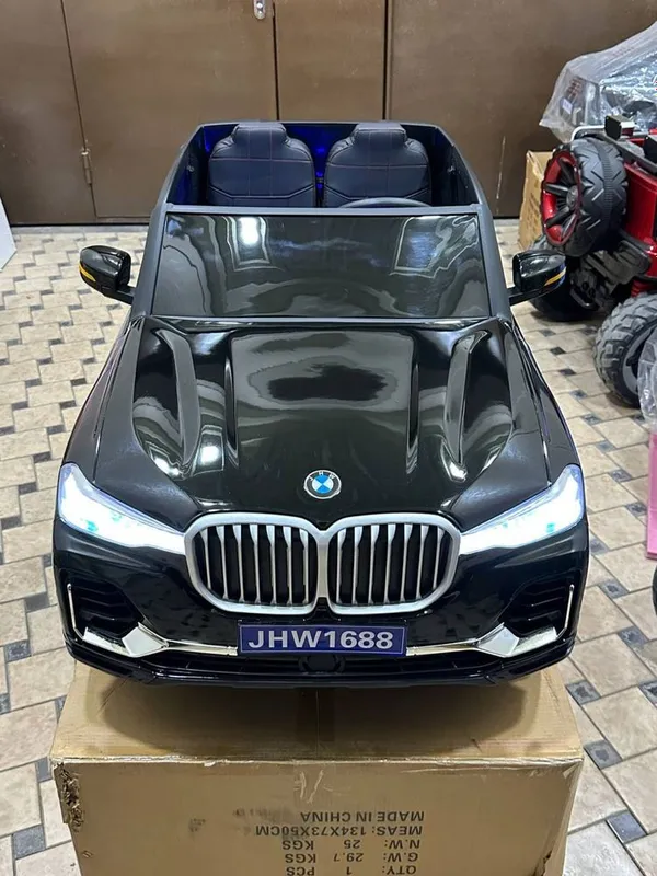BMW x7 chorniy 2