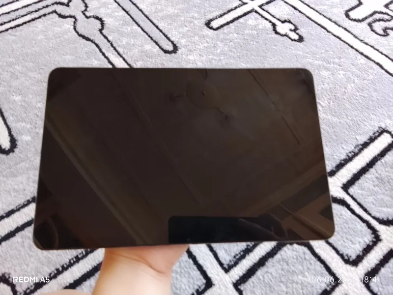 XIAOMI PAD 6    8/256 karobka dakument bor
