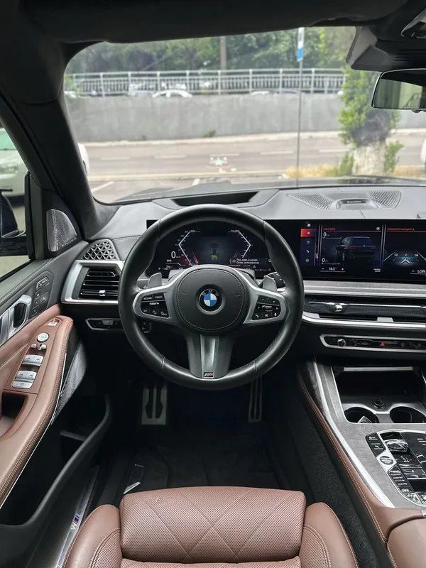 BMW X7 40i xDrive — фото 2