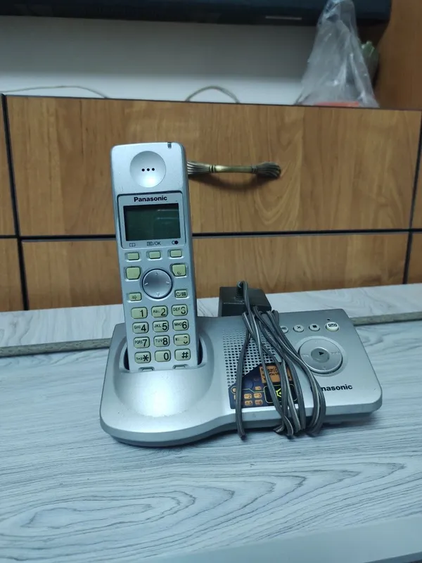 Продается домашний телефон Panasonic 1 Продается домашний телефон Panasonic 1