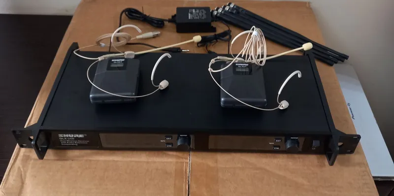 Головные радиомикрофоны Shure Ulxd 24. Головные радиомикрофоны Shure Ulxd 24.