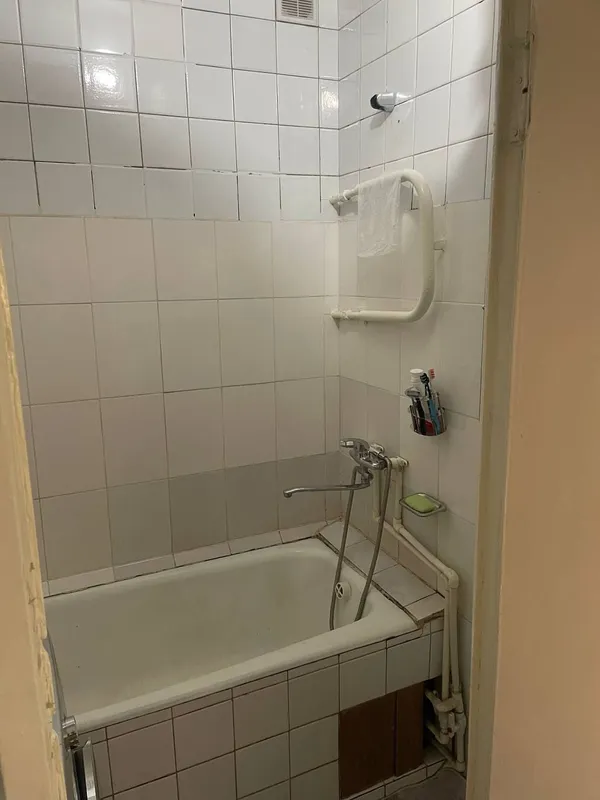 Massiv quyliq-5 1 xonali uy sotiladi. 38m² 5