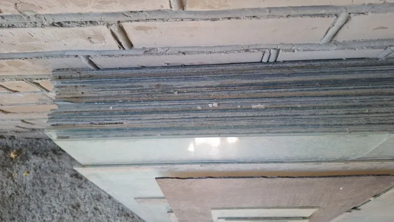 Продаётся стекло, размер 100×70, толщина 4мм. цена договорная. Шиша. — фото 1