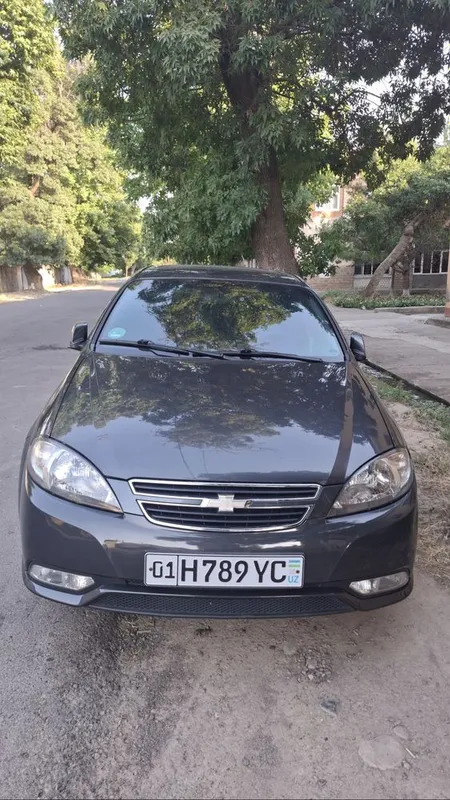 Chevrolet Gentra AT 1