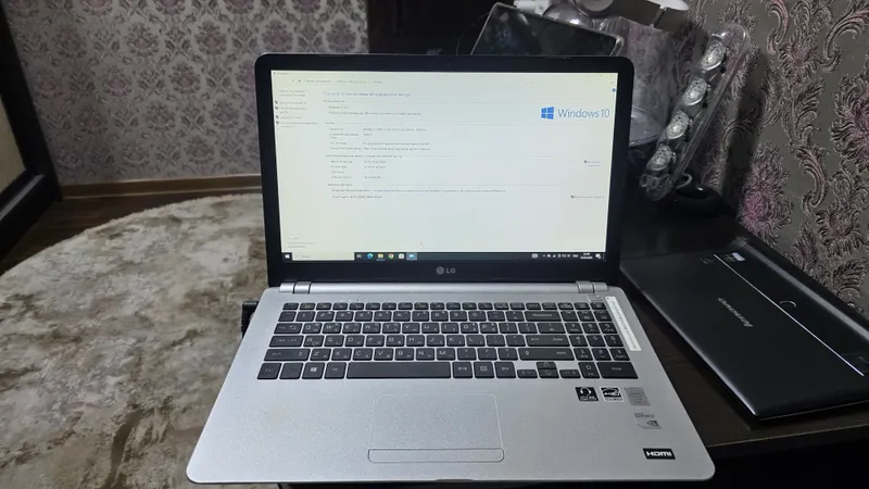 LG laptop seriy — фото 2