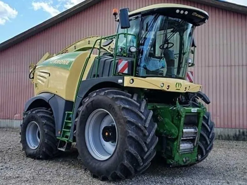 Кормоуборочный комбайн Krone Big X 630 4 Кормоуборочный комбайн Krone Big X 630 4
