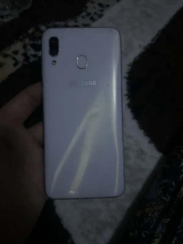 Andriod Samsung A40