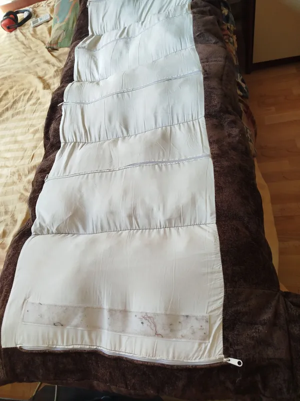 Продам подушки 4 штуки. 2 Продам подушки 4 штуки. 2