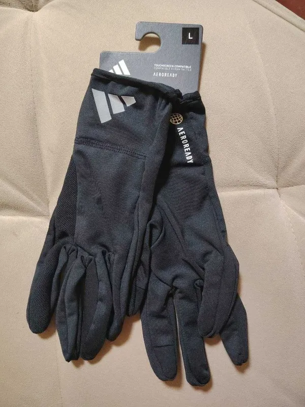 Продам перчатки Adidas, 200.000