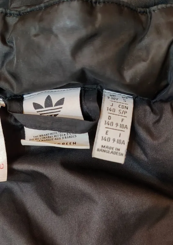 Продам фирменную куртку Adidas 2