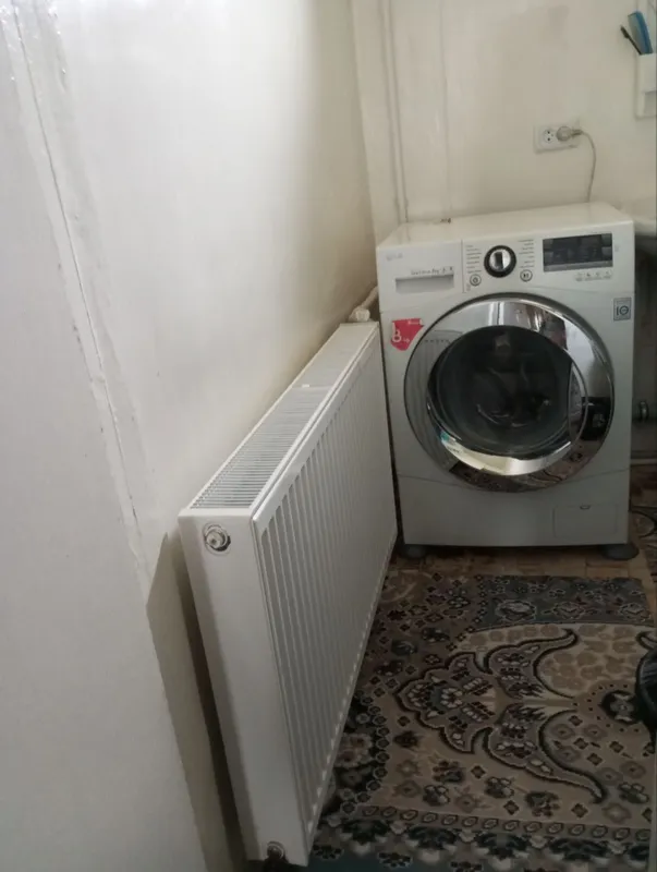 Продается 3 комнатная квартира в центре янгибазара. Этаж 2. — фото 4