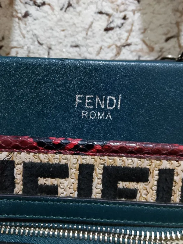 Сумка FENDI ROMA Италия — фото 1