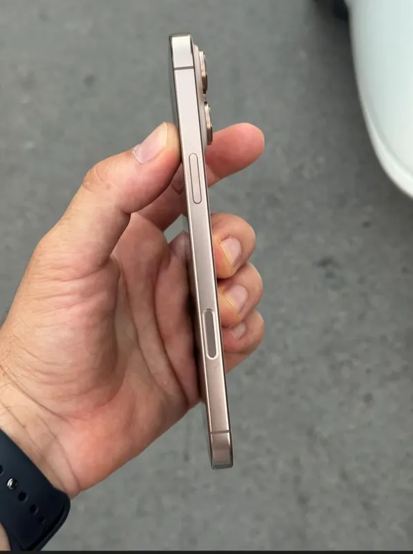 obmen iphone 16 pro max 3