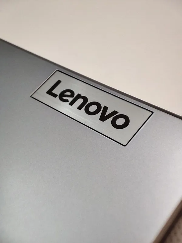 LENOVO V15 G4 — фото 1