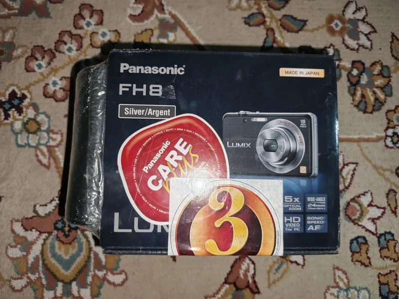НОВЫЙ Panasonic Lumix FH8 Silver — MADE IN JAPAN (Запечатан) YANGI Pan 1