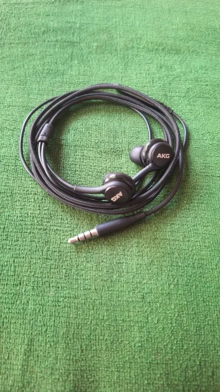 Samsung AKG 3.5мм оргинал наушник Apple EarPods Lightning оргинал 4