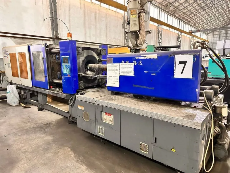 Termoplast stanok