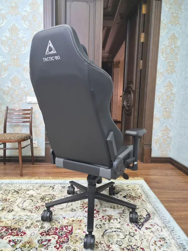 Игровое кресло TacticRIG Panther Pro — фото 2