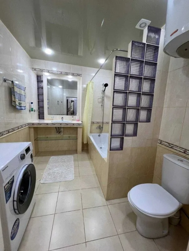 Продаётся просторная 3-комнатная квартира 74 м², кирпичный дом 10