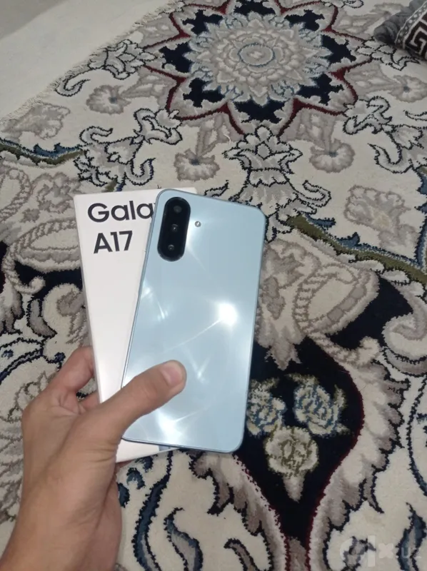 Телефон Samsung A17, 1 месяц 1 Телефон Samsung A17, 1 месяц 1