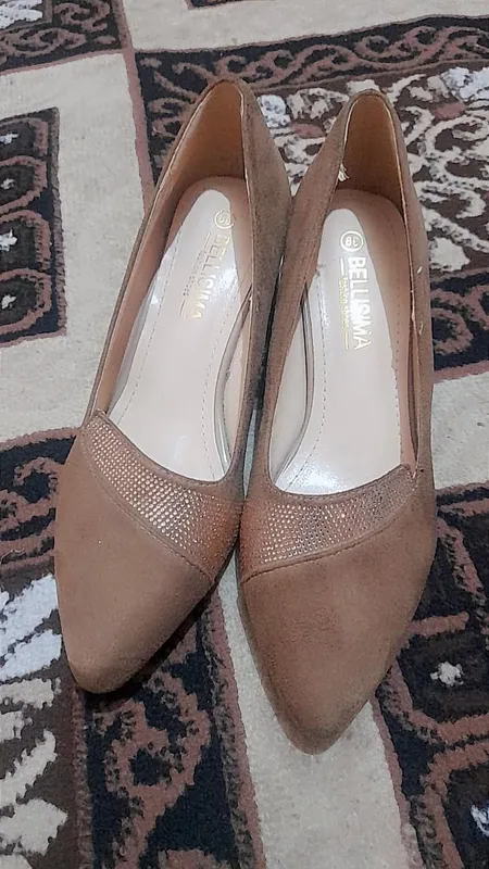 ayolar ayoq kiyimi