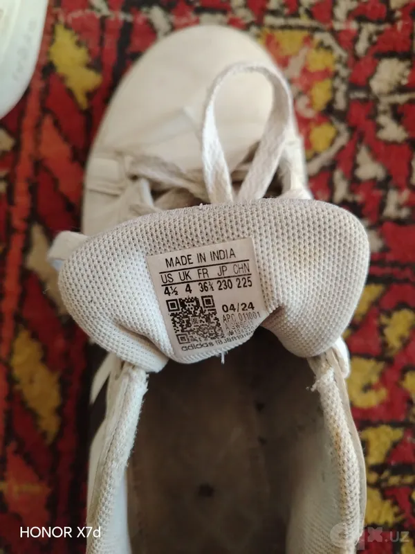 Мужская обувь Adidas, размер 37–38 6 Мужская обувь Adidas, размер 37–38 6