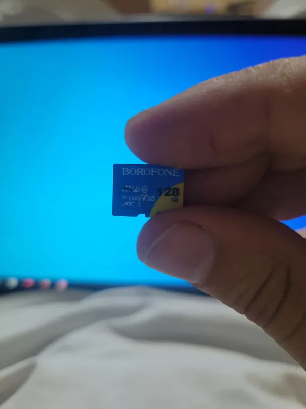 micro-SD карта флешка
