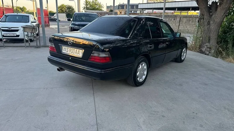 Mersedes W124 автомат метан 4 Mersedes W124 автомат метан 4