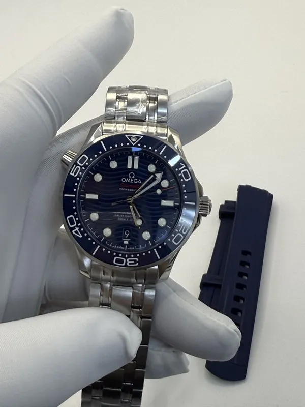 Часы Omega Seamaster 007 Titanium — фото 5