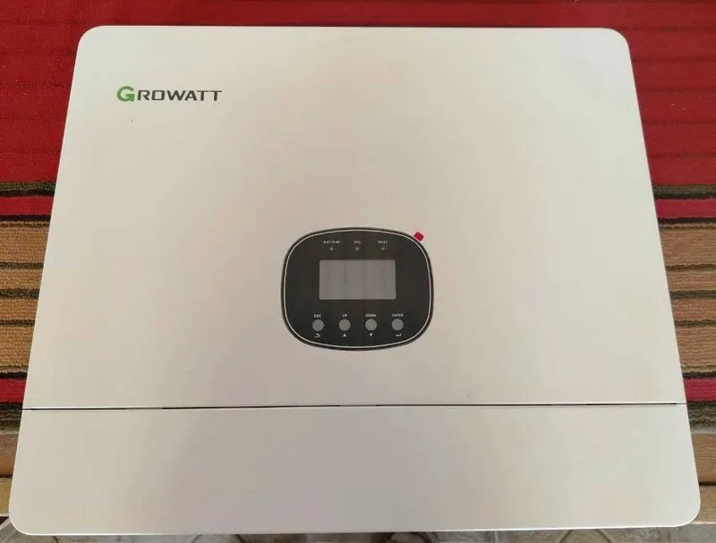 GROWATT Гибридный инвертор SPE 12000 ES 12000 ватт 12 кВА 1-фазный