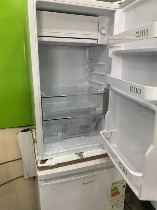 Продаются холодильники Artel 90 литров 1